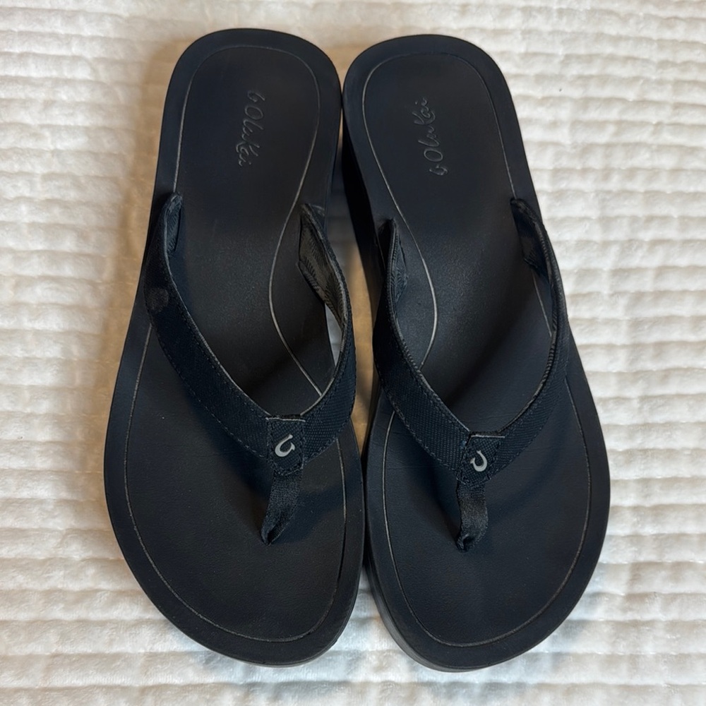 Black OluKai Wedge/Platform Flip Flops